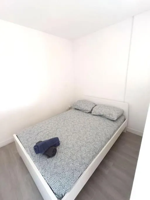 Appartement Tout Equipe 2 A 4 Couchages St Charles Marseille France